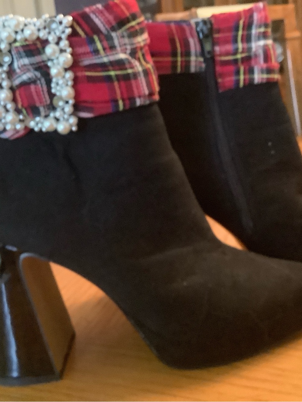 Betsey Johnson Black Ankle Boots with Red Plaid Cuff and Pearl Buckle. Sz 7.